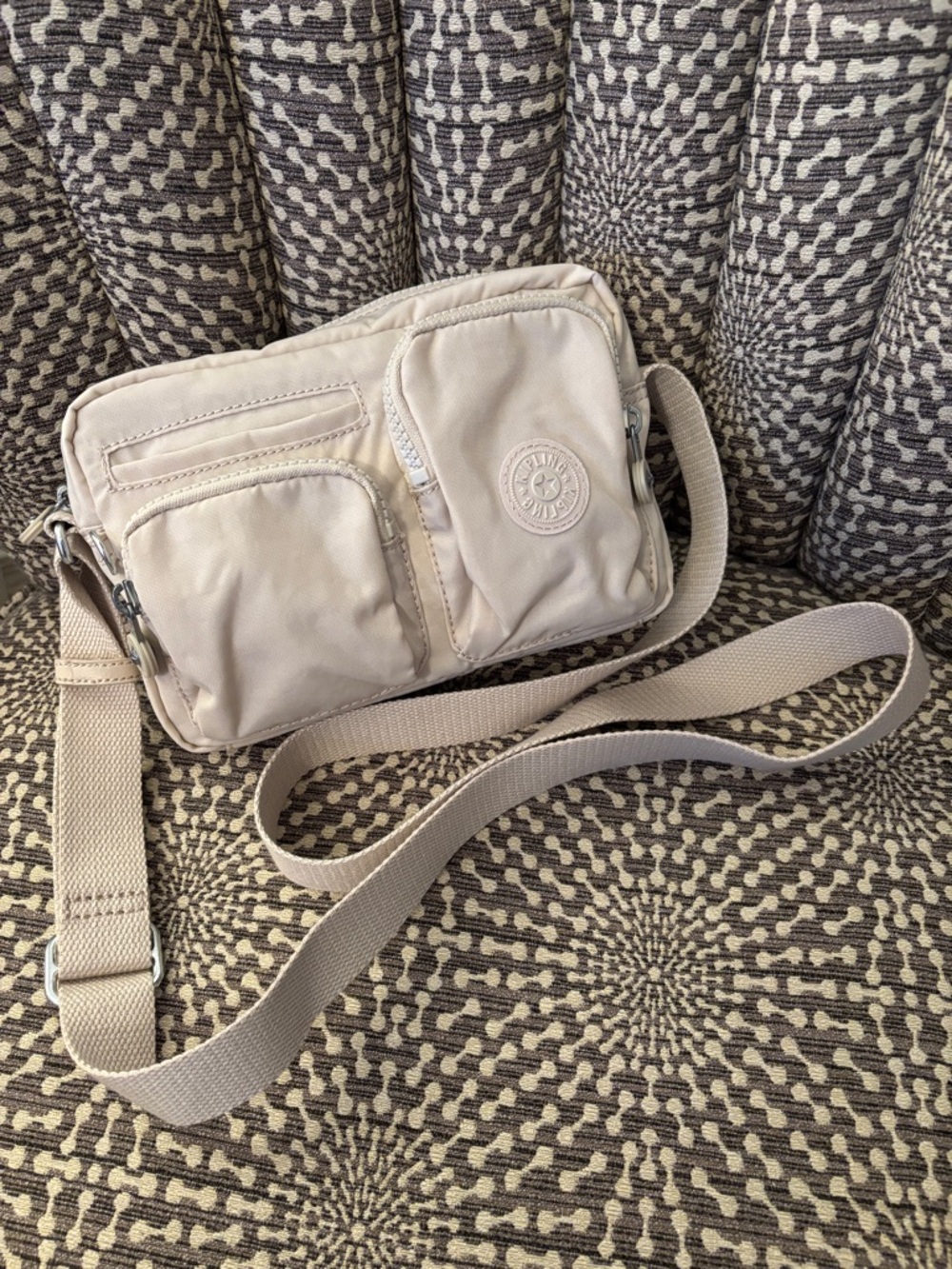 Kipling Beige Small Crossbody Bag 3 exterior pockets Adjustable Strap NEW